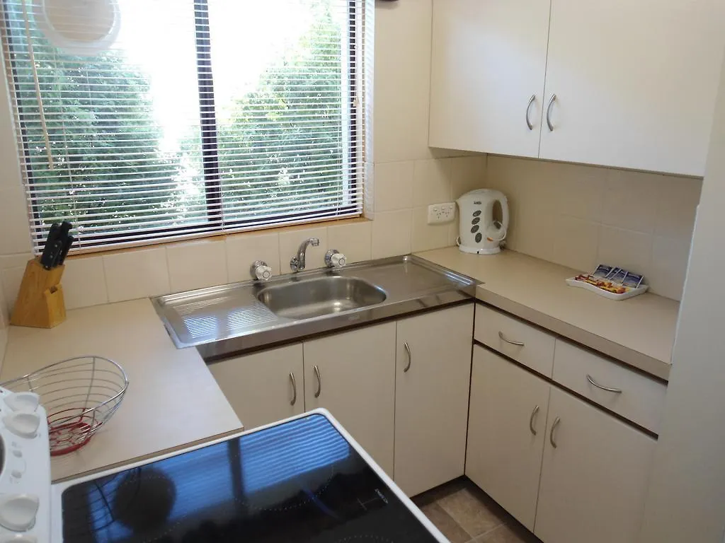 Ashwood Apartments - Lindisfarne Hobart
