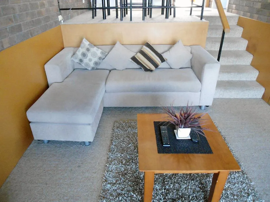 Ashwood Apartments - Lindisfarne Hobart