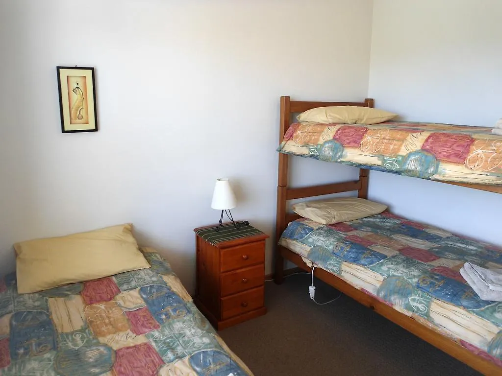 Ashwood Apartments - Lindisfarne Hobart 0*,  Austrália