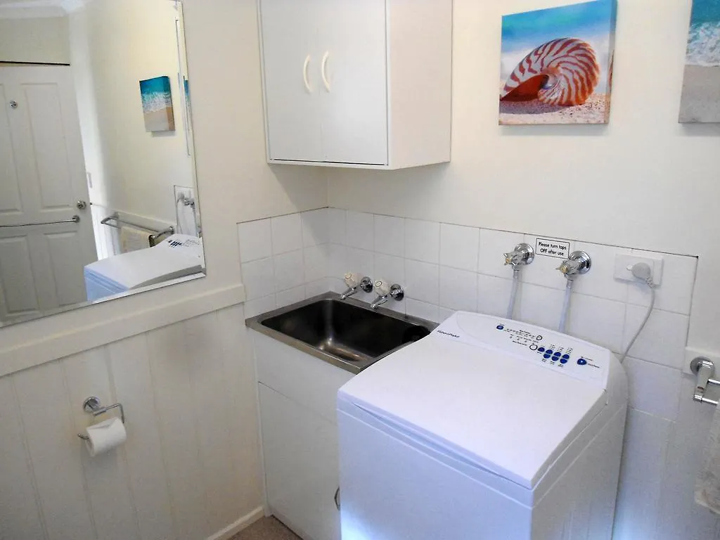 Ashwood Apartments - Lindisfarne Hobart